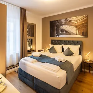 https://hotel-schwanen.com-bavaria.com